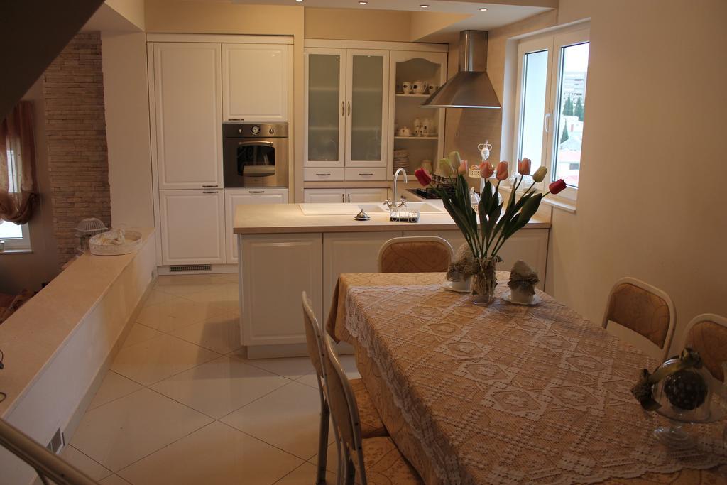 Holiday Home Sime & Cvita สปลิท ภายนอก รูปภาพ